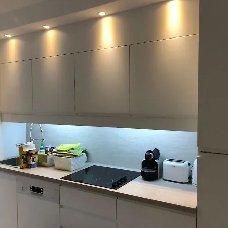 Apartment Luxe Center 6pers 300m2 Privare Garden *