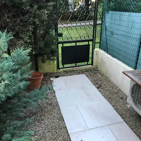 Luxe Center 6pers 300m2 Privare Garden Apartment
